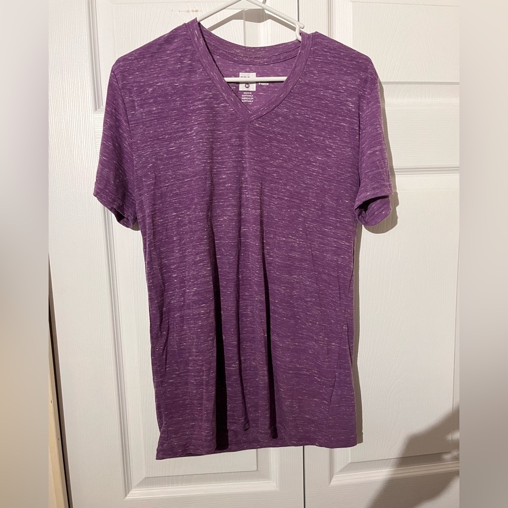 🌸🌸5 for $15🌸🌸BDG Violet Short Sleeve Tee